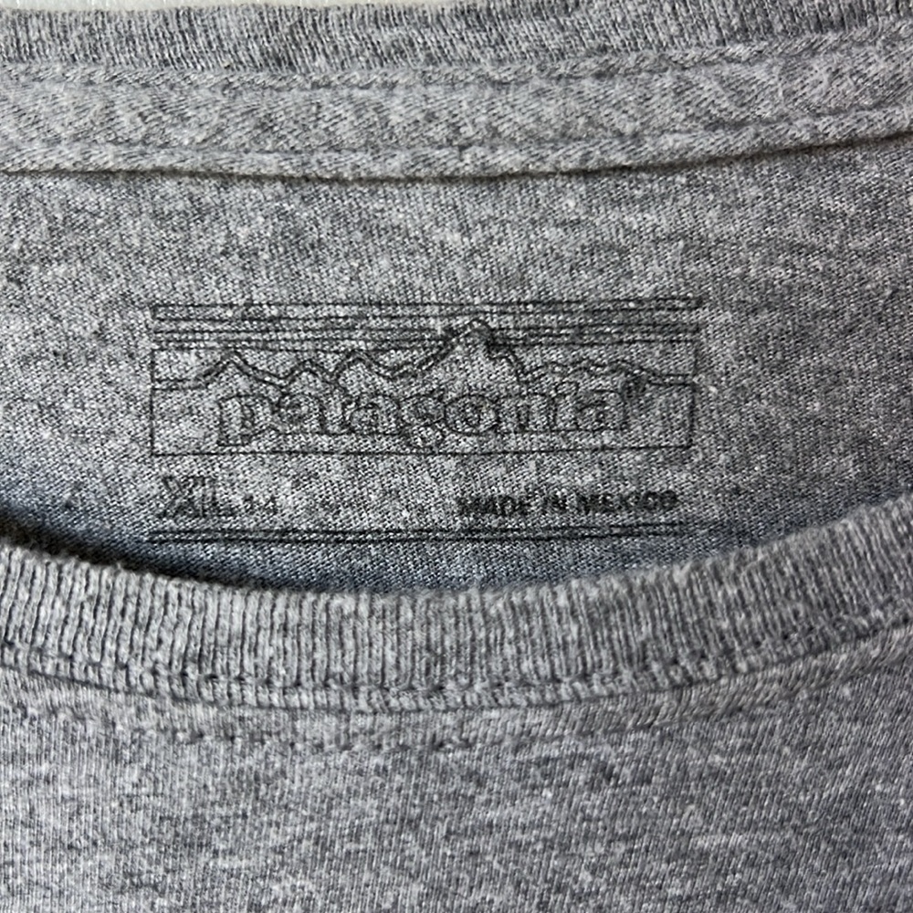 Girl’s Patagonia Long-Sleeved Tee - Picture 4 of 4